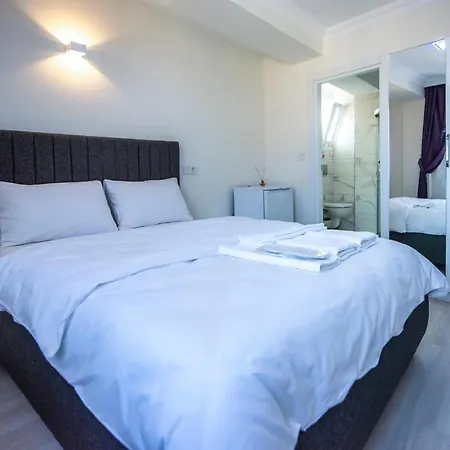 Leydi Boutique * Adalar