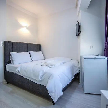 Leydi Boutique Hotel *