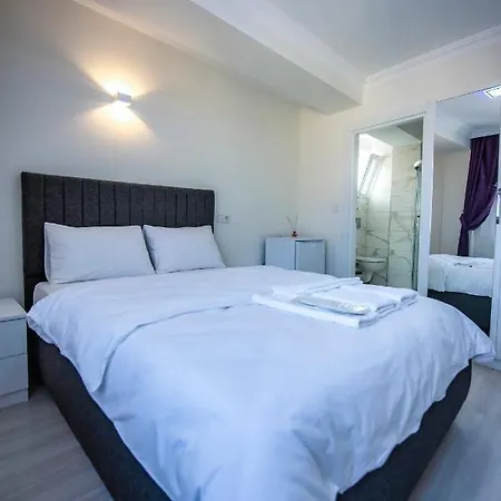 Leydi Boutique * Adalar